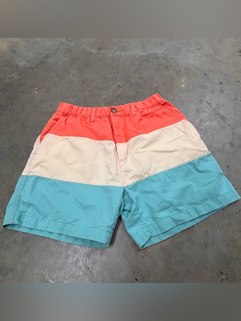 Chubbies Colorblock Shorts Small Mens Orange Cream Teal 5 inch Inseam
